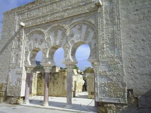 Puerta del Primer Ministro en Medina Azahara