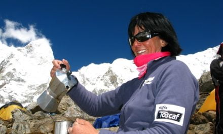 Rosa Fernández Rubio corona el Kangchenjunga