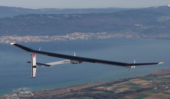 El avión Solar Impulse finaliza con éxito su viaje en EEUU