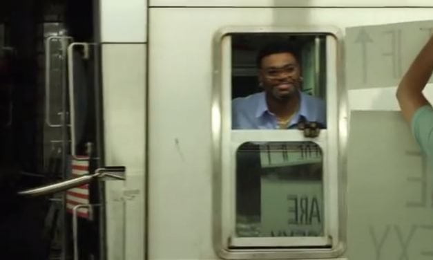 Alegrando el día a los conductores de metro de NYC