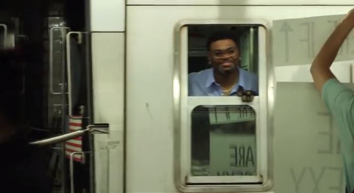 Alegrando el día a los conductores de metro de NYC