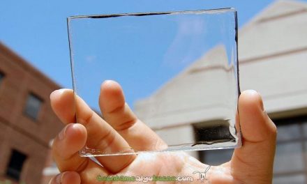 Una científica mexicana convierte las ventanas comunes en paneles solares