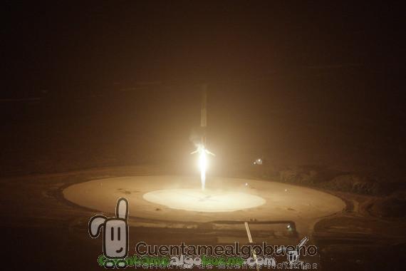 Revolucionario aterrizaje vertical de un cohete