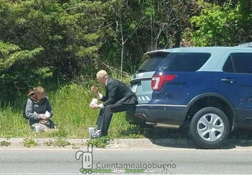 Amable y solidario gesto