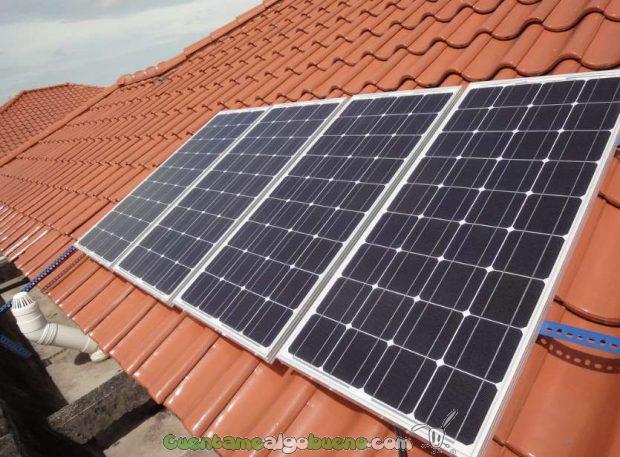 Paneles solares. Fotografía de Marufish.