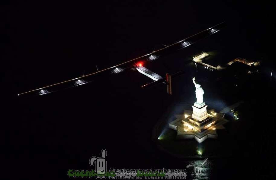 Solar Impulse II aterriza en Nueva York