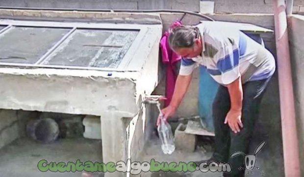 20160829-3-Maquina-de-depuracion-solar-casera-en-Gaza-2