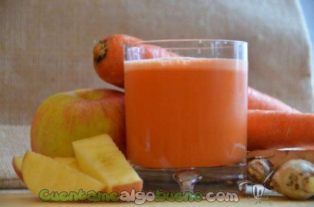 Un zumo de manzana, zanahoria y jengibre. Foto de Rob Bertholf.