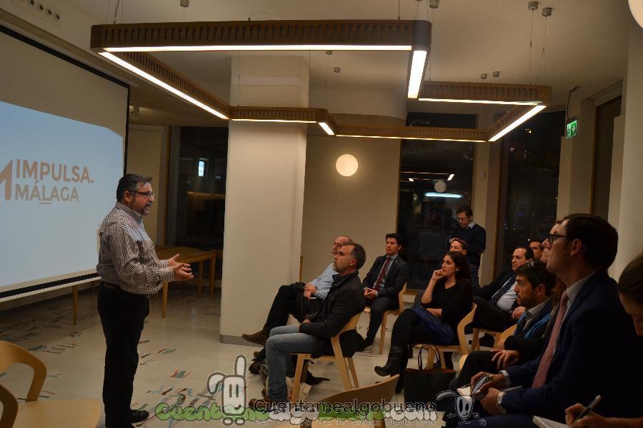 Una de las charlas de Impact Hub en Málaga, a la que pudimos asistir