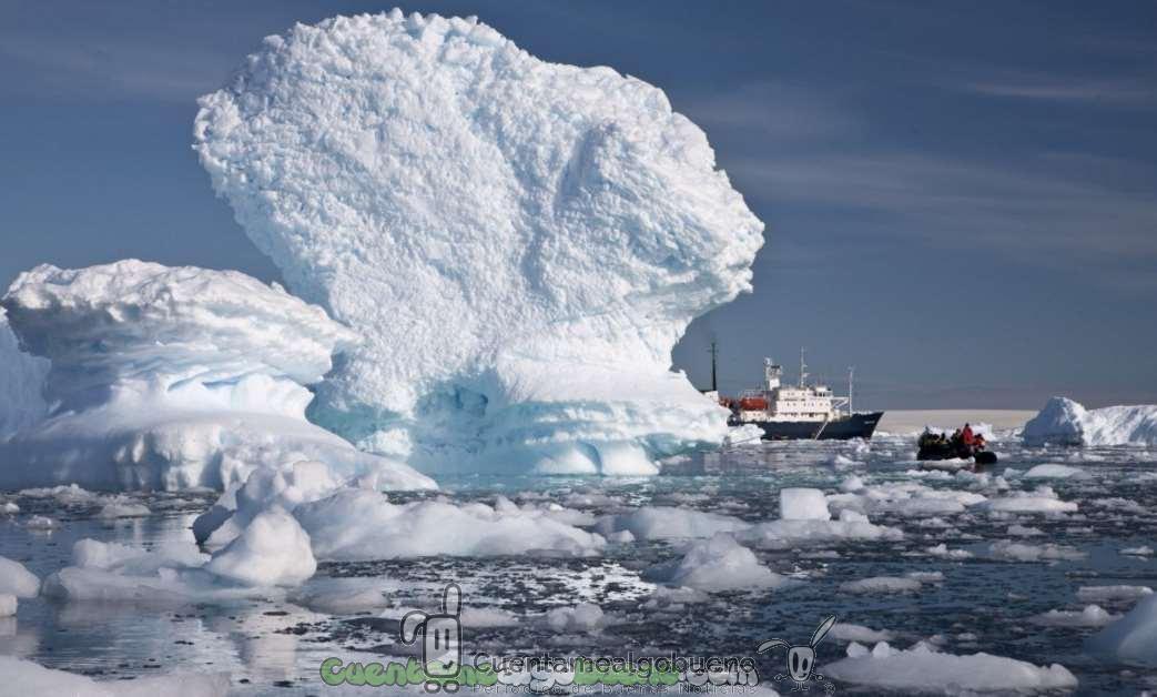 Expedición científica hacia la Antártida