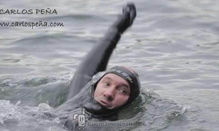 Nuevo reto del nadador Carlos Peña en el Ebro (Navarra)