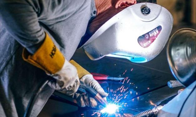 Los accidentes laborales con baja descienden un 57% en España