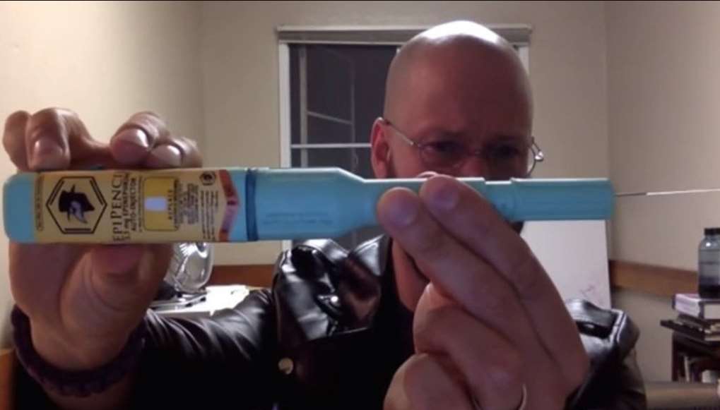 Conoce al matemático que ha declarado la guerra a las farmacéuticas al ofrecer medicamentos «de código abierto»