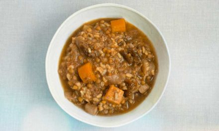 Lentejas con chorizo vegano