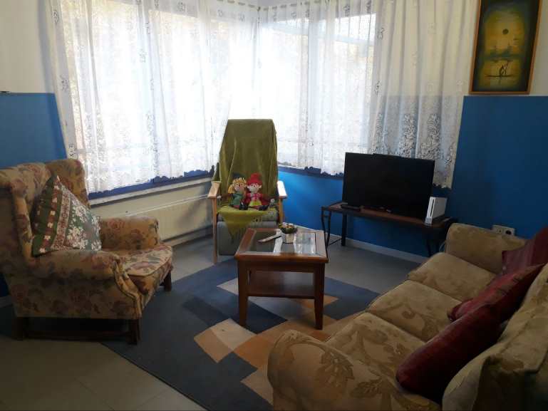 Mensajeros de la Paz ofrece apartamentos de acogida temporal a seis familias sin recursos en Vallecas