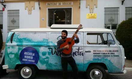 La Vidrioneta recorrerá las universidades andaluzas para fomentar el reciclaje del vidrio