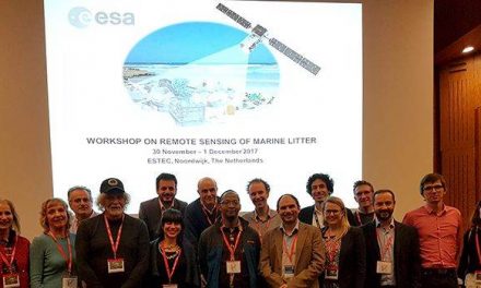 Cuantificando plásticos en los océanos con satélites