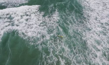 Dron rescata a dos bañistas en Australia