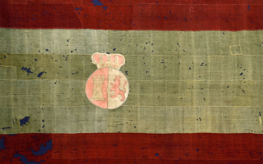 El Museo Naval de Madrid expone el ejemplar más antiguo de bandera rojigualda que se conserva