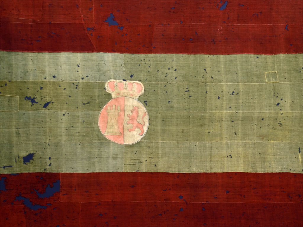 El Museo Naval de Madrid expone el ejemplar más antiguo de bandera rojigualda que se conserva