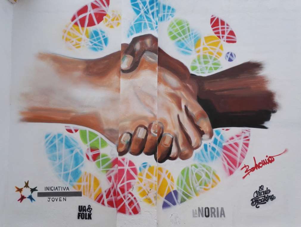 Rodearte de gente que está en la misma "onda" que tú, en este caso, de "buena onda", es fundamental