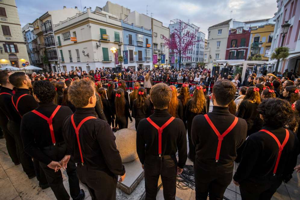 La Coral de ESAEM da la bienvenida a la Navidad en Málaga