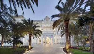 La Coral de ESAEM da la bienvenida a la Navidad en Málaga