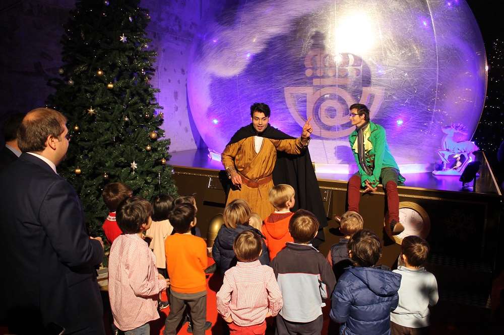 Abierto en Madrid el Departamento de Envíos Extraordinarios de Correos