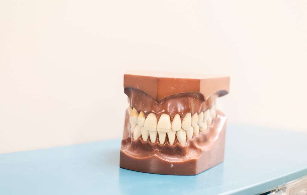 es posible remineralizar dientes y huesos con nanopartíclas