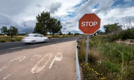 Crean nuevo sistema de comunicación entre señales viarias y vehículos
