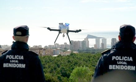 La policía local de Benidorm tiene un nuevo compañero: el HYBRiX Drone Policial