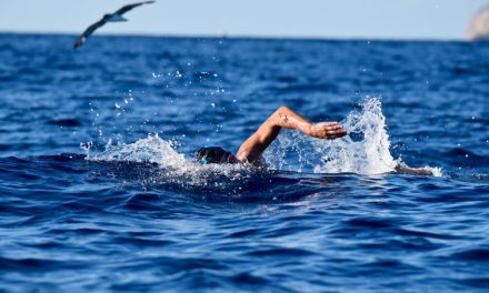 Reto del nadador Christian Jongeneel en el Canal de Molokai