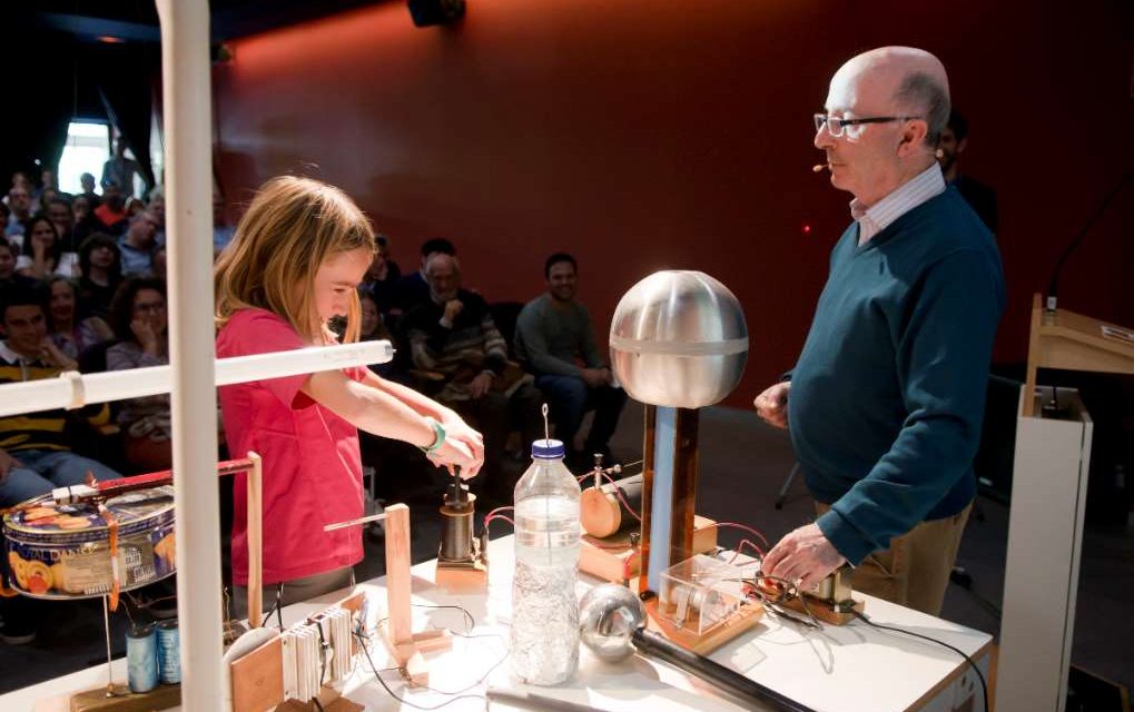 Los inventos de Tesla abren el III Ciclo ‘Ciencia para todos’ del Parque de las Ciencias de Granada
