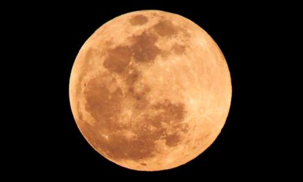 Primer eclipse lunar de 2020