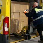 Correos entrega los respiradores fabricados por SEAT