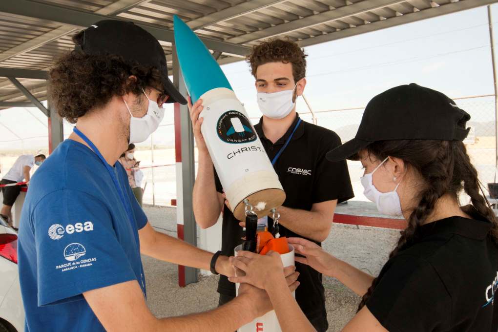 El Parque de las Ciencias organiza la competición nacional de satélites Cansat de la ESA