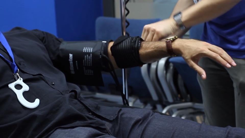 Prototipo fotónico para ayudar a pacientes con COVID-19