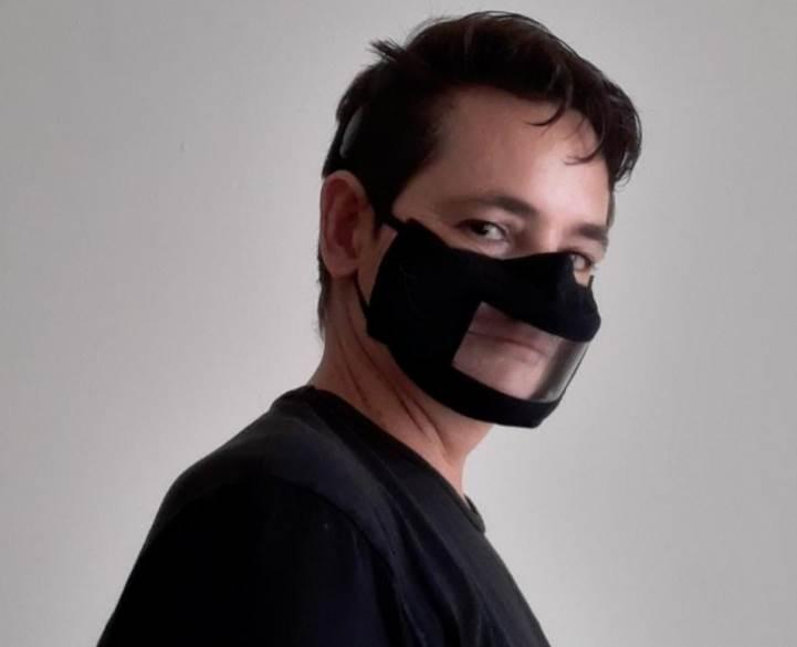 Marcos Lechet y su lucha por la homologación de las mascarillas transparentes