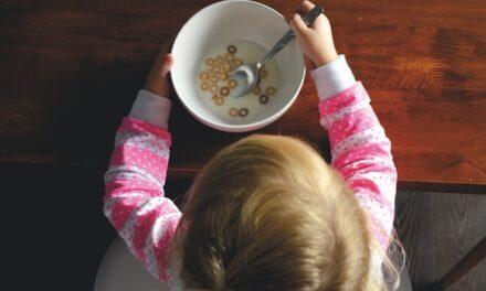 El desayuno saludable en casa mejora la salud psicosocial de los niños