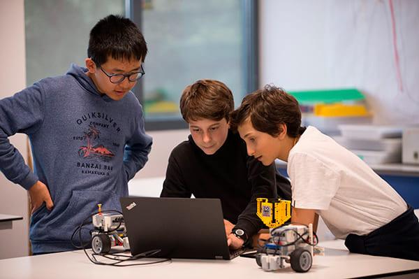 Los jóvenes de la Generación Z destacan la confianza, la resiliencia o el espíritu de equipo como las capacidades y aptitudes más importantes