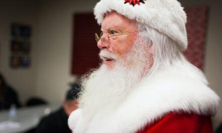 Proponen que Papá Noel elimine el carbón como ‘castigo’ a los niños traviesos