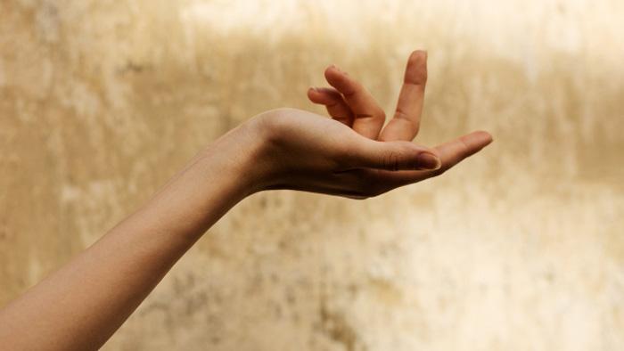 Carmen Sevilla, el arte de conquistar con el gesto y las palabras