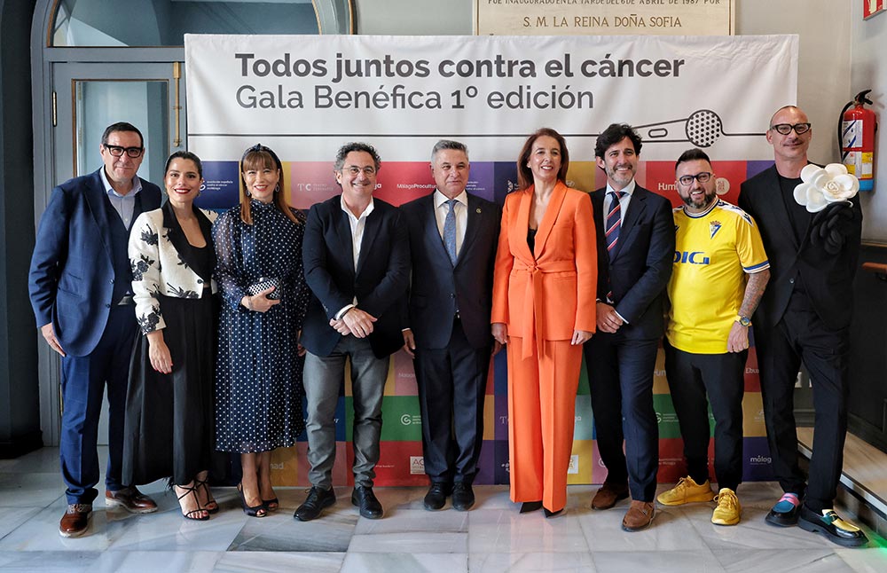 La AECC llena el Teatro Cervantes en la Gala Todos Juntos Contra el Cáncer