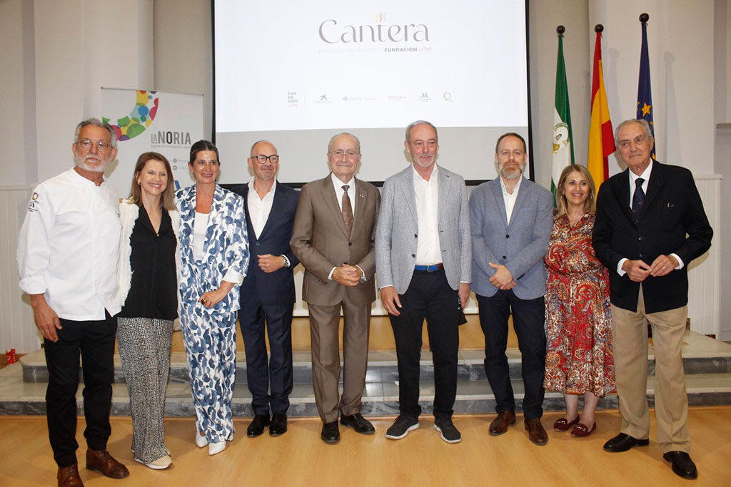 El alcalde de Málaga, Francisco de la Torre, que ha presidido el acto celebrado en el edificio de La Noria de la Diputación de Málaga