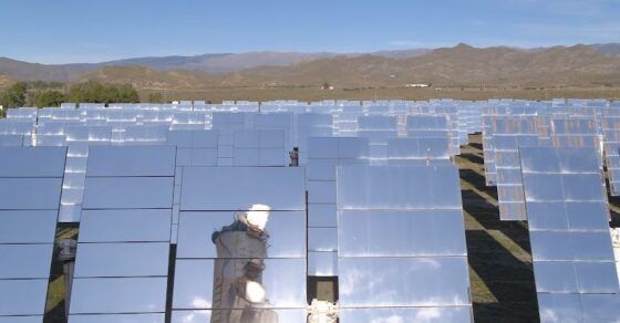 Mejoran el rendimiento de las plantas solares con inteligencia artificial