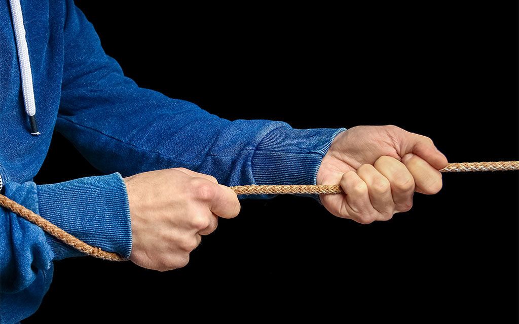 Claraboya. TENSAR LAS CUERDAS