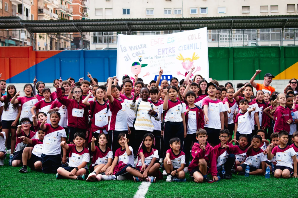 Fotos de la Carrera Solidaria La Vuelta Al Cole Unoentrecienmil en Santa María del Carmen LVAC (Fotógrafo Nacho Lucas)