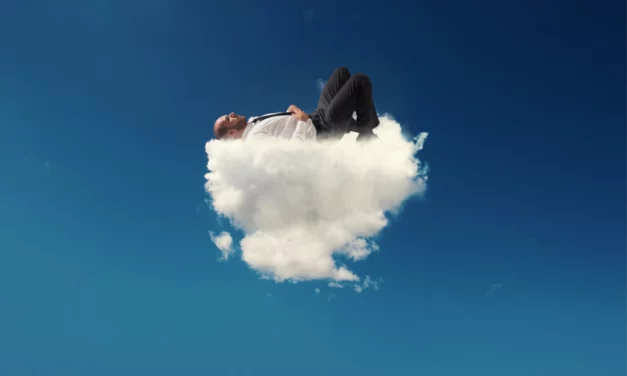 Claraboya. VERDADERA PRESENCIA DE LOS SUEÑOS