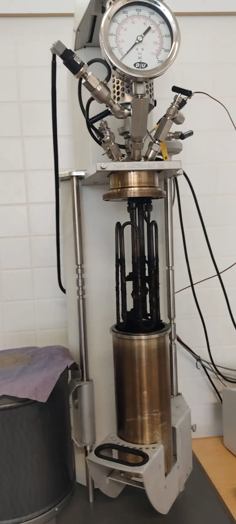 Equipo (reactor) usado en tratamiento hidrotérmico.