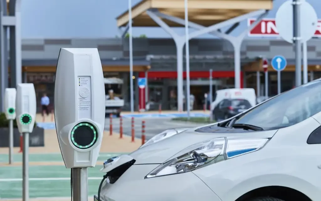 Madrid en el ‘top 100’ regional de la UE con más coches eléctricos